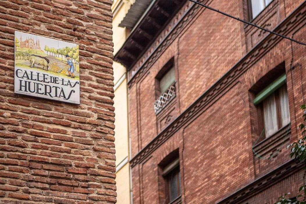 Calle Huertas Corazon By Regalatemadrid Esterno foto